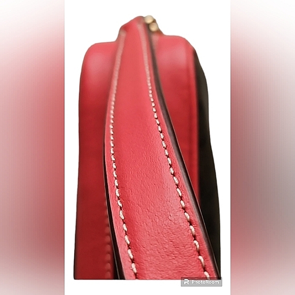 COACH VARSITY JAIME MOTIF MONOGRAM CANVAS WRISTLET NWT RARE NO LONGER MADE - Picture 8 of 13